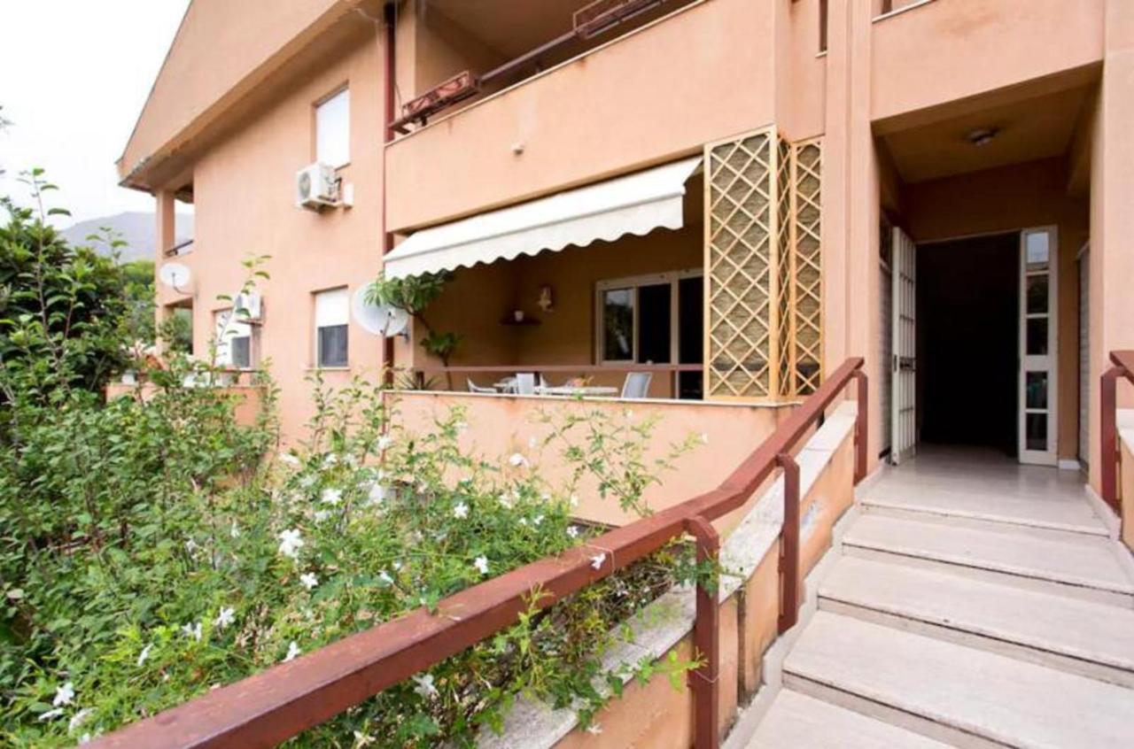 Appartement Nest Apollo à Mondello Extérieur photo